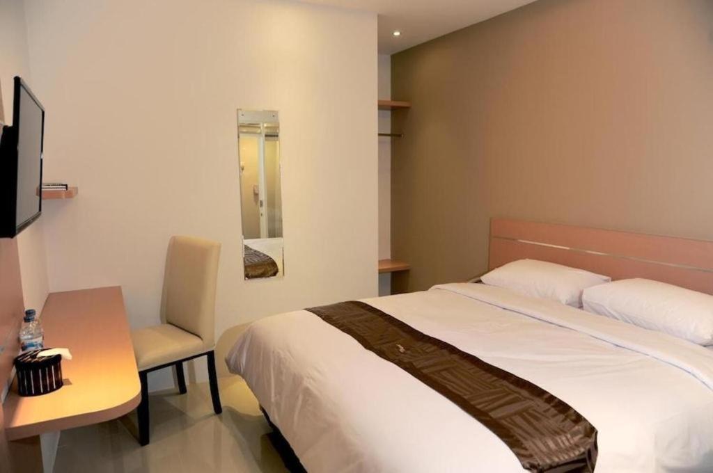 Guest House Nozz Semarang Exteriér fotografie